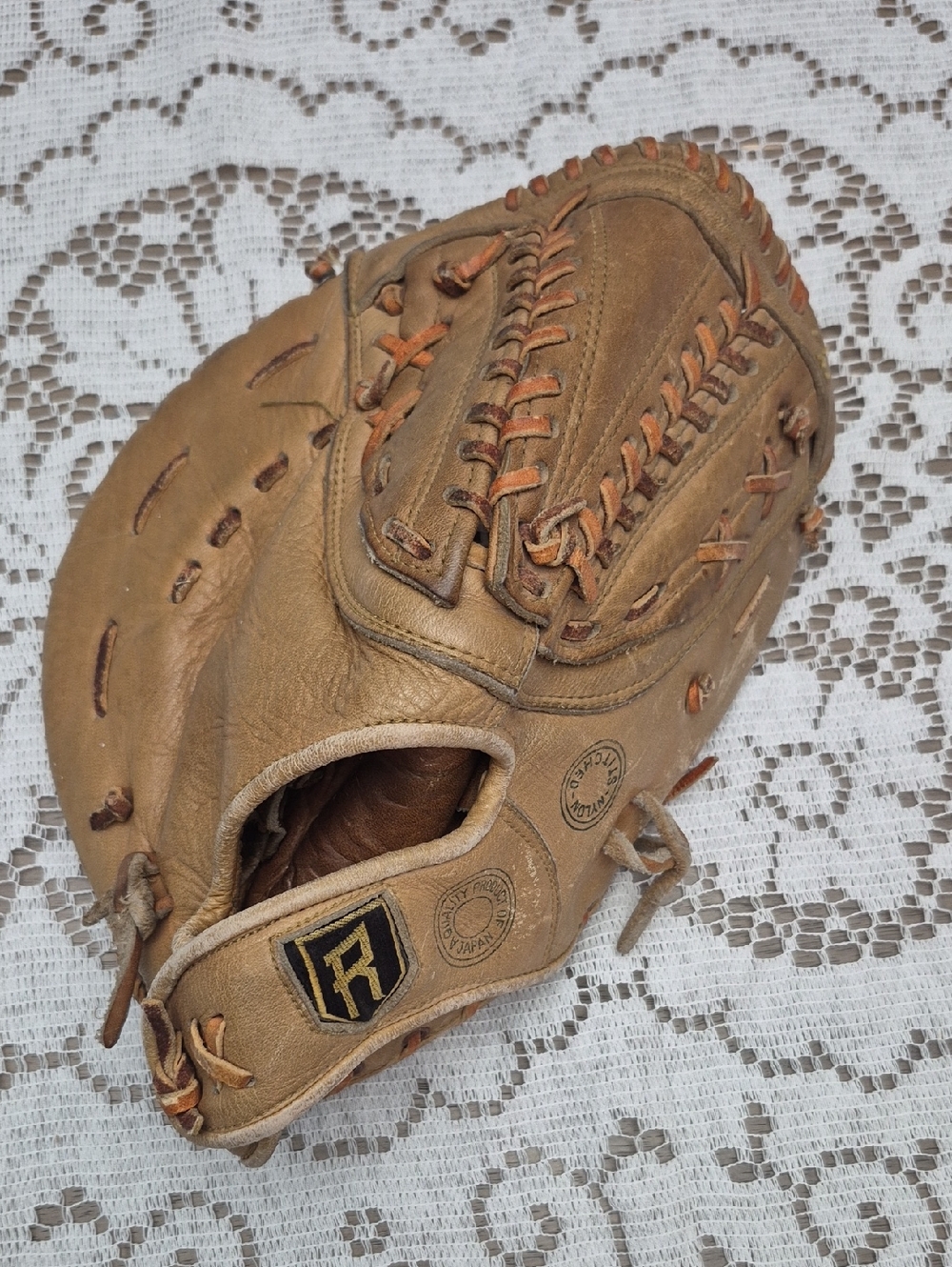 Vintage Regent Leather First Baseman's Mitt